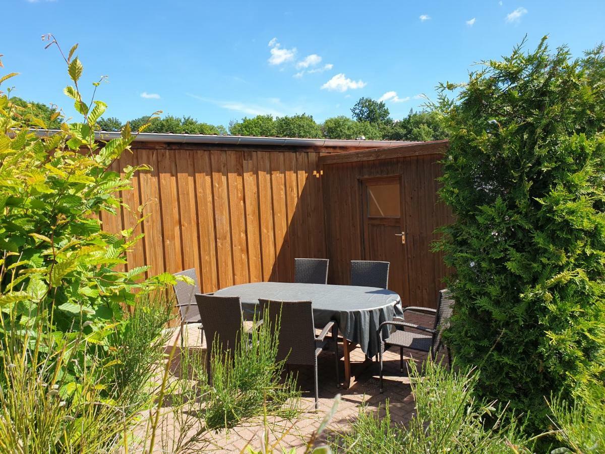 Ferienwohnung Ruegen In Samtens Екстериор снимка